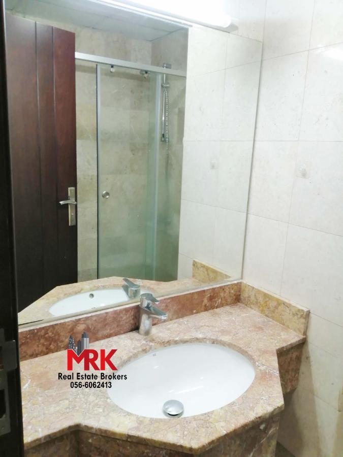Studio Apartment Dubai Exterior photo