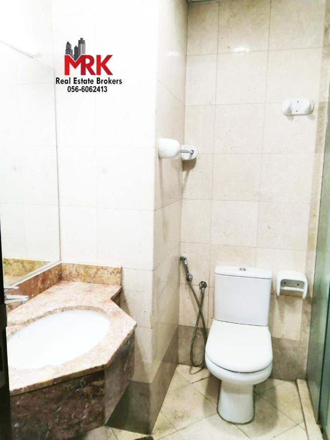 Studio Apartment Dubai Exterior photo